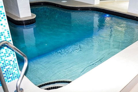 Zenith Ocean Front Apartments - Tourism Brisbane 2