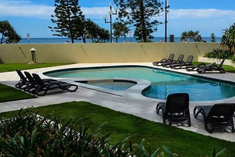Zenith Ocean Front Apartments - Tourism Brisbane 3