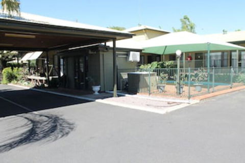 Lake Forbes Motel - Tourism Brisbane 0
