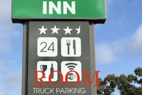 Golfview Motor Inn - Tourism Brisbane 0