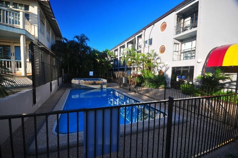 Waters Edge The Strand - Tourism Brisbane 3