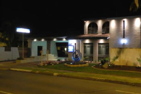 Alabaster Motor Inn Taree - Brisbane Tourism 5