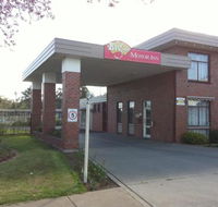 Big Valley Lakeside Paradise Motor Inn - Brisbane Tourism