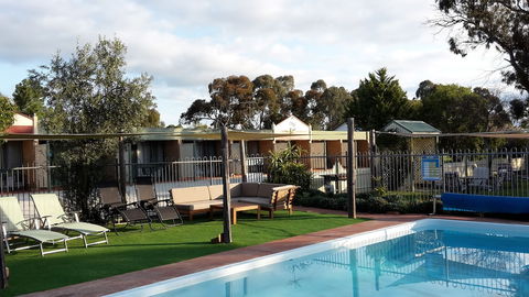 Rutherglen Motor Inn - Brisbane Tourism 1