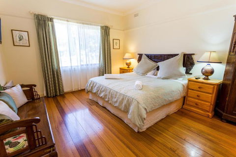 Nazaaray Beach House - Tourism Brisbane 3