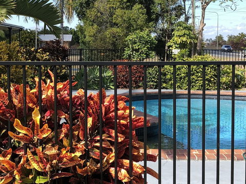 True Blue Motor Inn - Tourism Brisbane 3