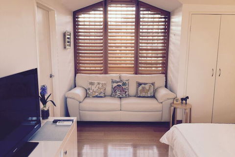 Fremantle Beach Studio - Tourism Brisbane 4
