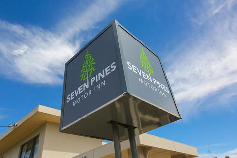 Seven Pines Motor Inn - Tourism Brisbane 2
