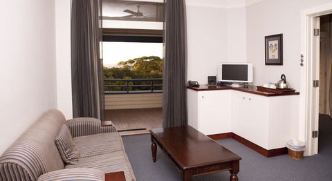 Caves House Hotel And Apartments - Brisbane Tourism 6
