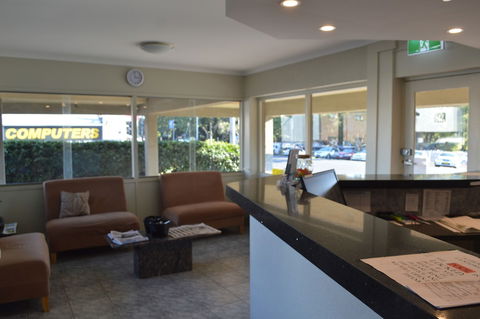 SureStay Hotel By Best Western Karinga Motel - Tourism Brisbane 3
