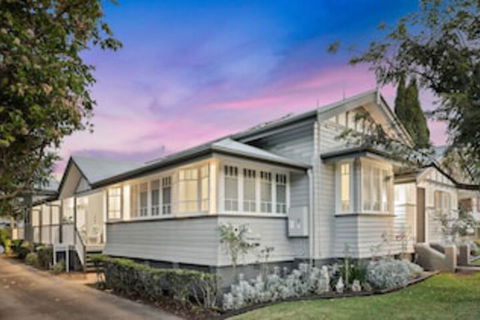 Elindale House Bed & Breakfast - Tourism Brisbane 0