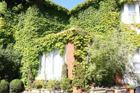 Kilmarnock House - Tourism Brisbane 1