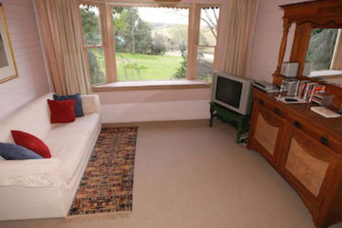 Hermitage Cottage - Tourism Brisbane 7