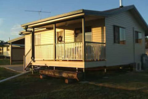 Lee Farm Stay Cottages - Brisbane Tourism 0