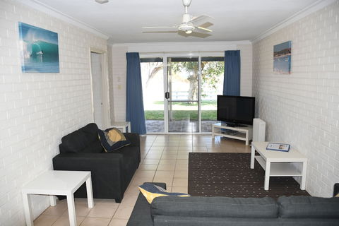 Kalbarri Seafront Villas - Tourism Brisbane 3