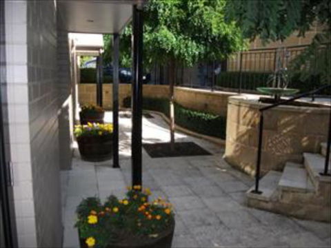 Apartments On Star - Tourism Brisbane 5
