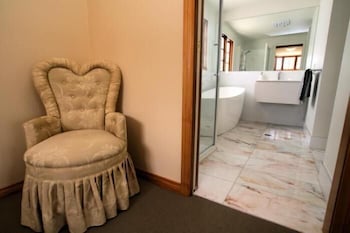 Otago Cottage - Tourism Brisbane 0