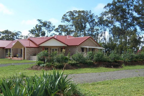 Gloucester On Avon Bed & Breakfast - Tourism Brisbane 3