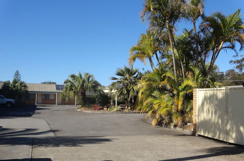 Forster Palms Motel - Tourism Brisbane 1