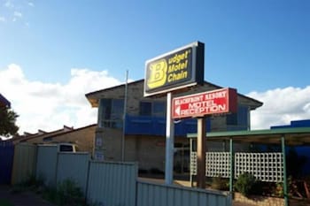 Esperance Beachfront Resort - Brisbane Tourism 1