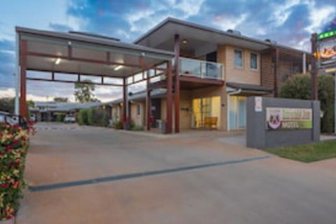 Emerald Inn - Tourism Brisbane 0