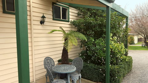 Daylesford Central Motor Inn - Tourism Brisbane 0