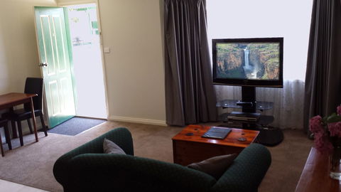 Daylesford Central Motor Inn - Tourism Brisbane 3