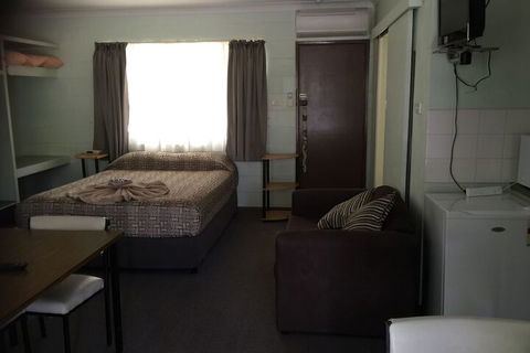 Warrumbungles Mountain Motel - Tourism Brisbane 5