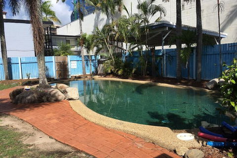 Reef Backpackers - Brisbane Tourism 3