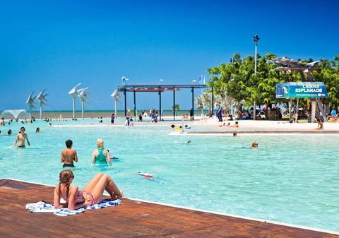 Global Backpackers Cairns - Tourism Brisbane 1