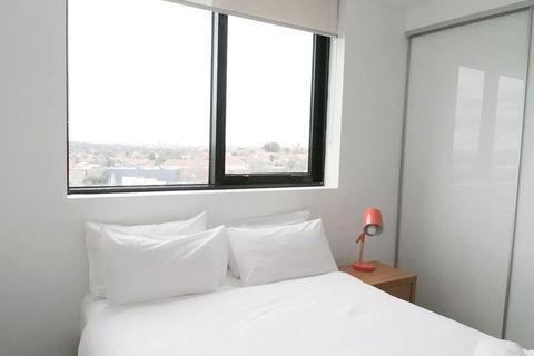 Modern 2 Bedroom Apartment In Melbournes Northcote - Tourism Brisbane 5