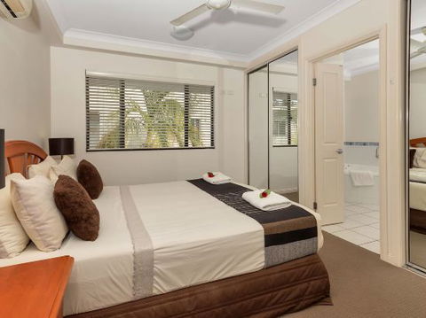 Oceansprey On The Beach - Tourism Brisbane 4