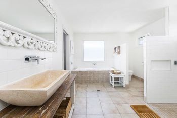 Salt Beach House 22 - Tourism Brisbane 3