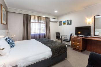 Amity Motor Inn - Tourism Brisbane 0