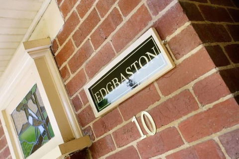 Rosanna Mansion - Brisbane Tourism 1