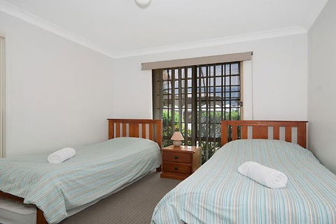 Seachange - Tourism Brisbane 2