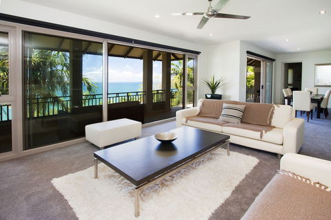 Santai Private 2 Bedroom Apartment - Tourism Brisbane 6