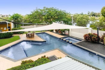 City Stadium Apartment On The Riverfront - Brisbane Tourism 1