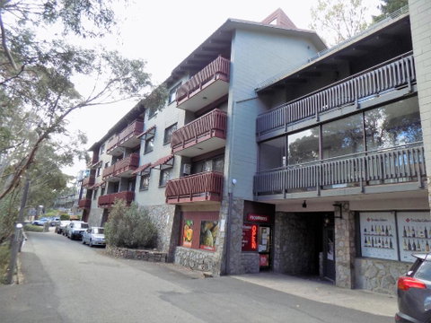 Mowamba D2 - Brisbane Tourism 1