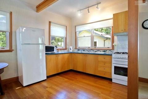 Stonewall Cottage For Two With Fireplace - Brisbane Tourism 4