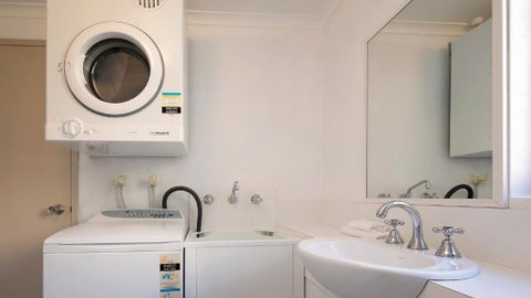 Cascades 7 Centrally Located With Beautiful Views - Brisbane Tourism 3