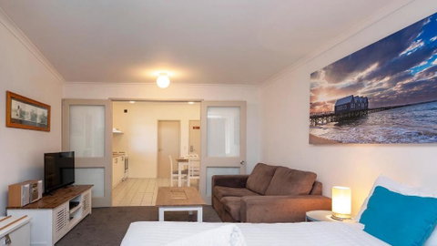 Cascades 7 Centrally Located With Beautiful Views - Brisbane Tourism 1