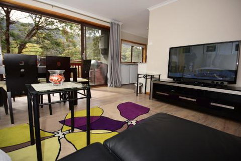 Mowamba D1 - Brisbane Tourism 3