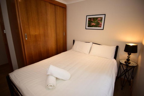 Mowamba D1 - Brisbane Tourism 1