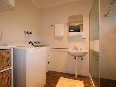 Snowy Saga 1 Jindabyne - Brisbane Tourism 6