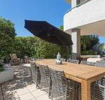 1 Peninsula Waters 2 4 Soldiers Point Road Aircon pool  massive outdoor area - Brisbane Tourism