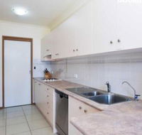 16 The Moorings 4 Cromarty Road Waterfront property with Pool  Air conditioning - Brisbane Tourism
