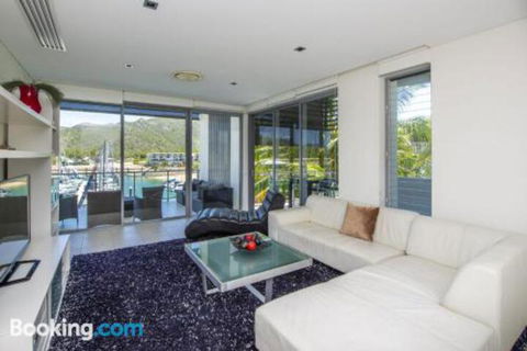 Blue On Blue Penthouse Apartment 335 - Tourism Brisbane 3