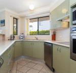 2 Peninsula Waters three bedroom unit with spacious private courtyard  WIFI - Brisbane Tourism