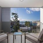 Unit 301 The Shoal 6 8 Bullecourt Street Air Con Walking To Local Shops & Beach - Tourism Brisbane 0
